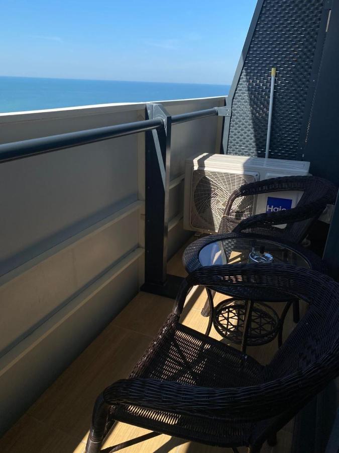 Orbi City Apartments On The Beach バトゥーミ エクステリア 写真