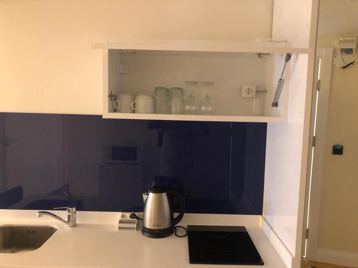 Orbi City Apartments On The Beach バトゥーミ エクステリア 写真