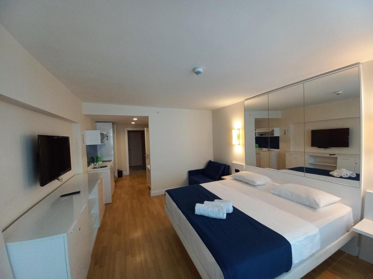Orbi City Apartments On The Beach バトゥーミ エクステリア 写真